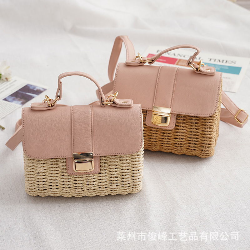 borsa in paglia intrecciata piccola a tracolla kokun