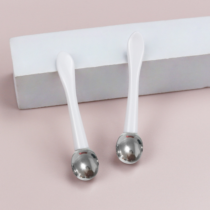 massaggiatore contorno occhi applicatore siero con sfera roll-on