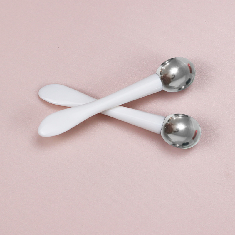 massaggiatore contorno occhi applicatore siero con sfera roll-on